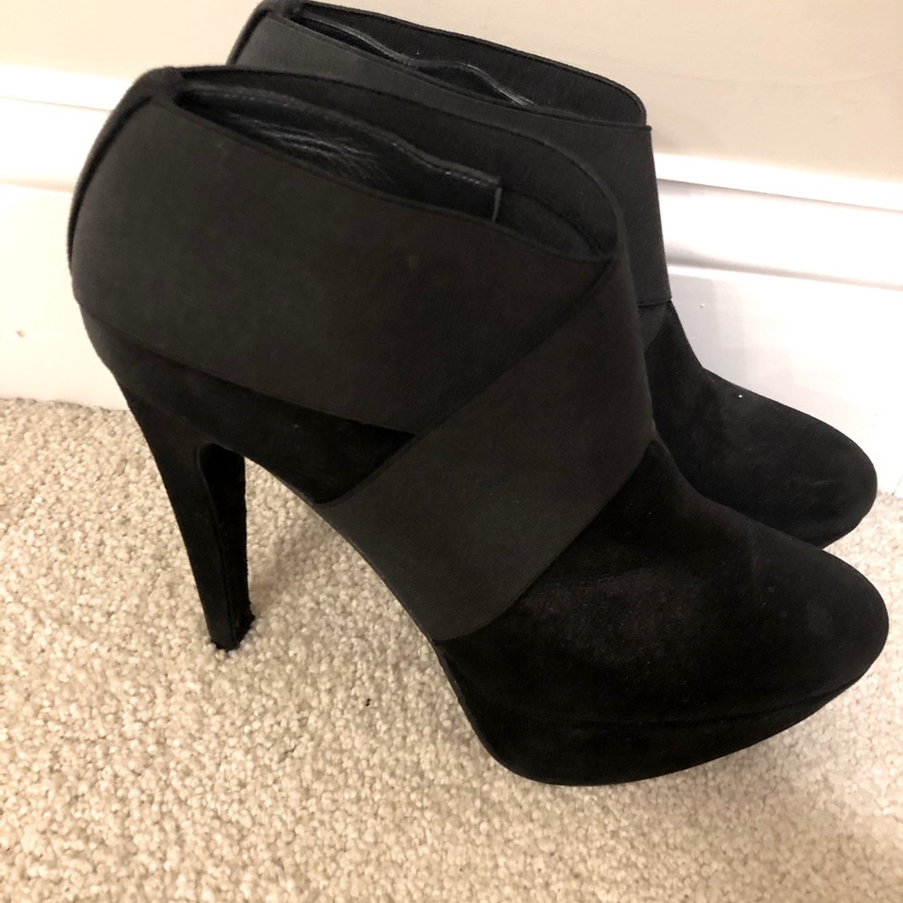 Stuart Weitzman Suede Booties Black Sz 6